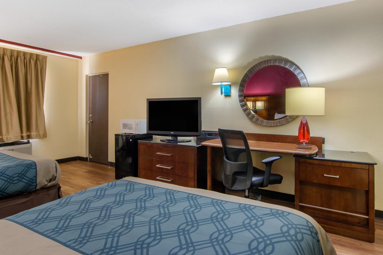 Travelodge By Wyndham فورسيث المظهر الخارجي الصورة