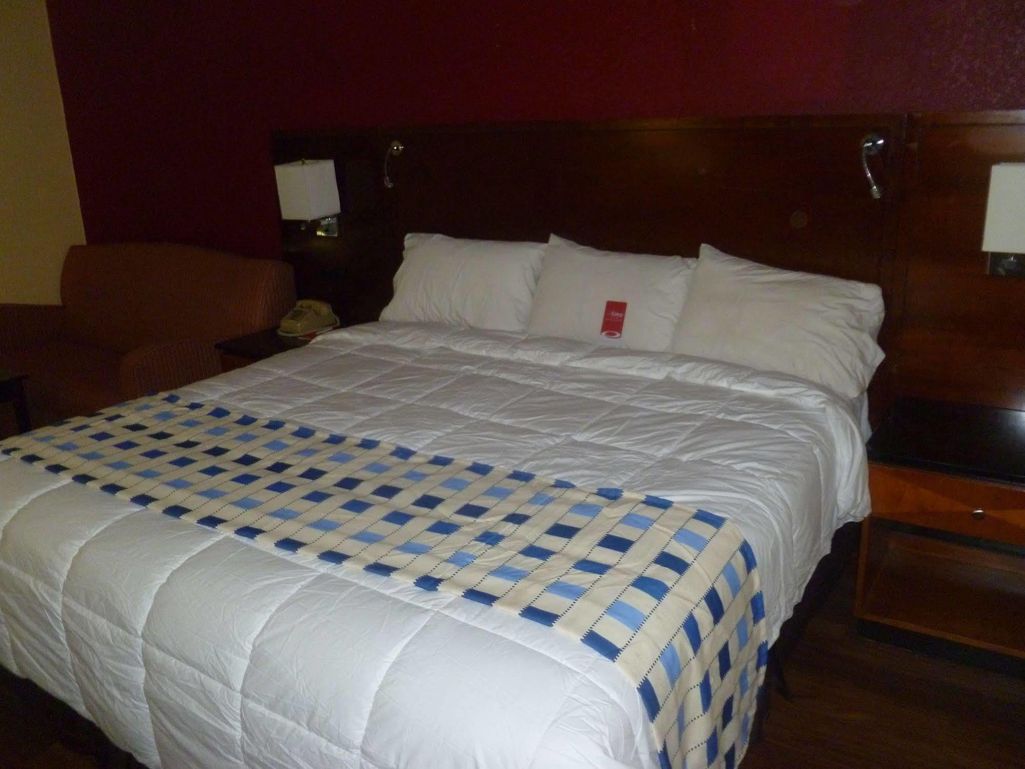 Travelodge By Wyndham فورسيث المظهر الخارجي الصورة